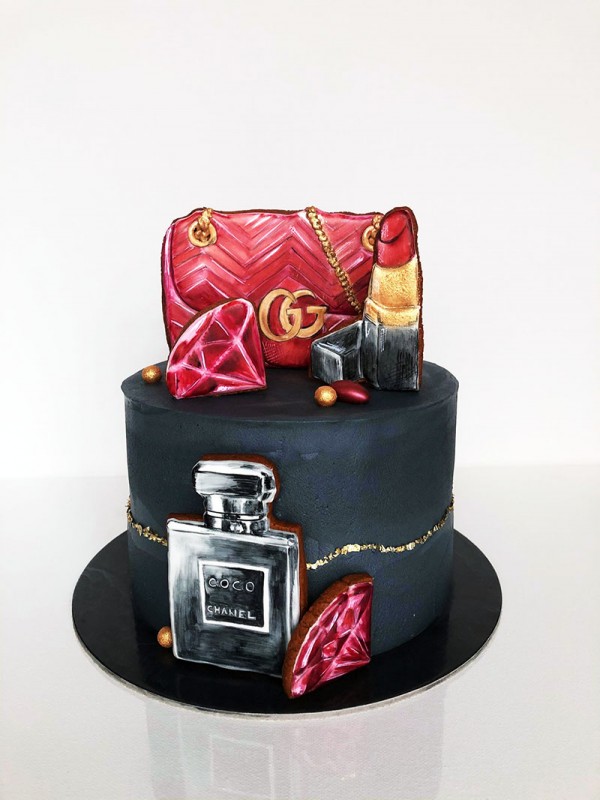 "Coco Chanel" fødselsdagskage til en kvinde